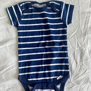 New Shortsleeved onesie